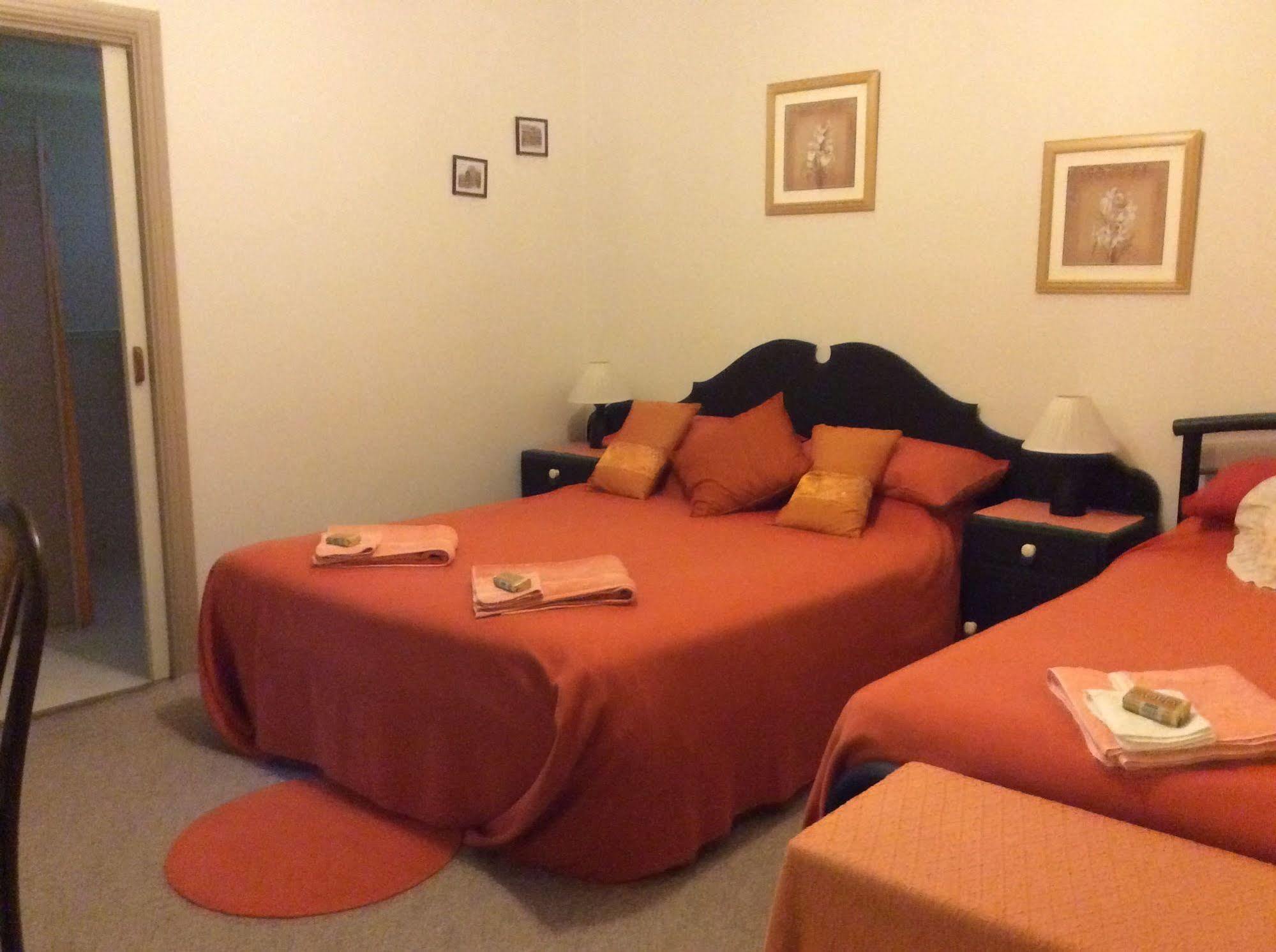 Enderslie House Bed & Breakfast Muchea Екстер'єр фото